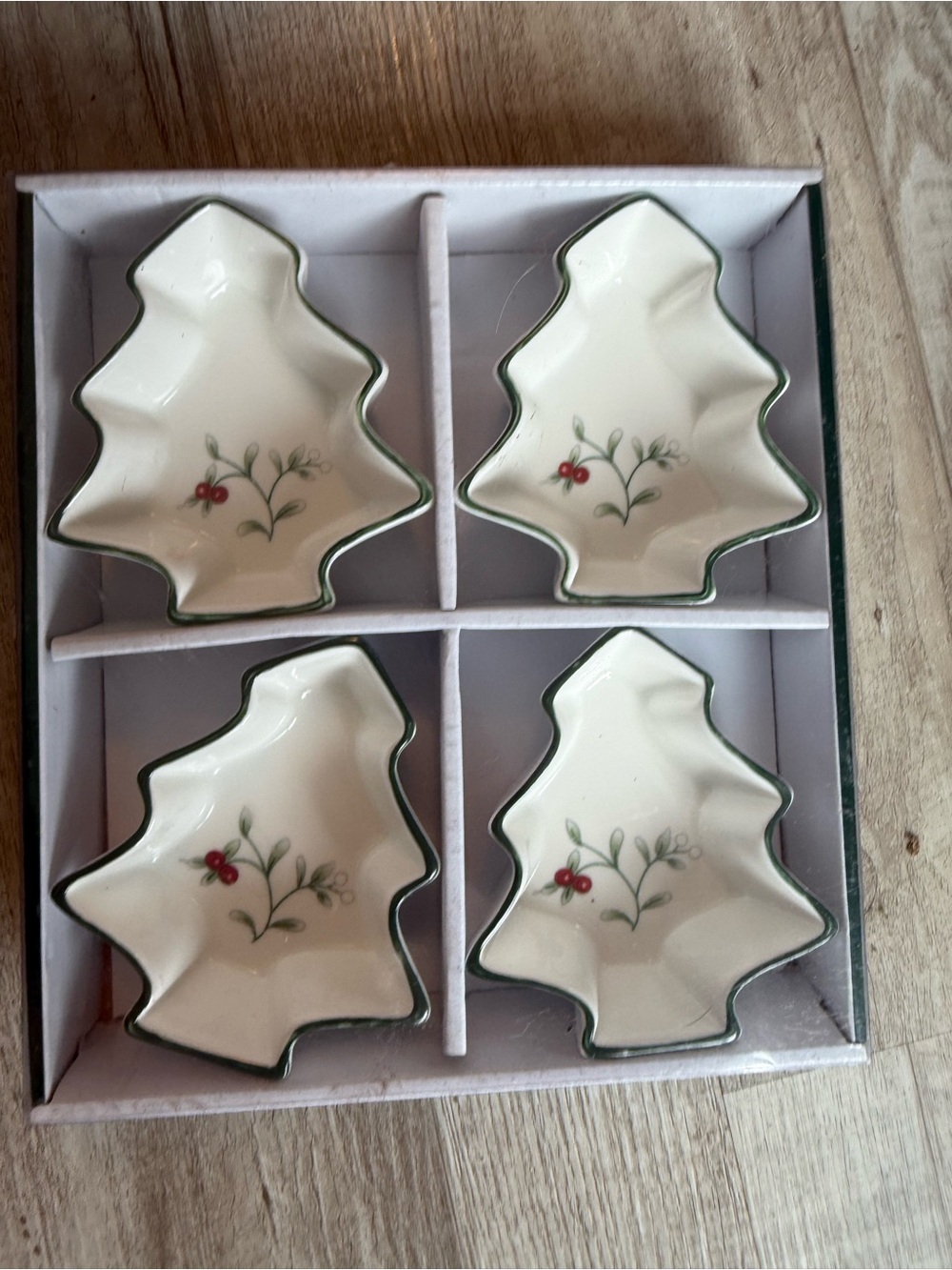 Holiday Tree Ceramic Dishes - Cream with Green Trim